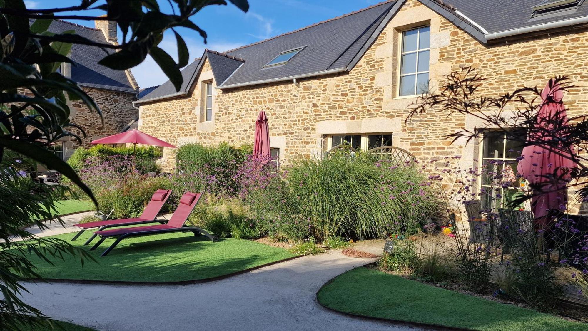 Les Gites Du Haut Pin Calorguen Exterior foto