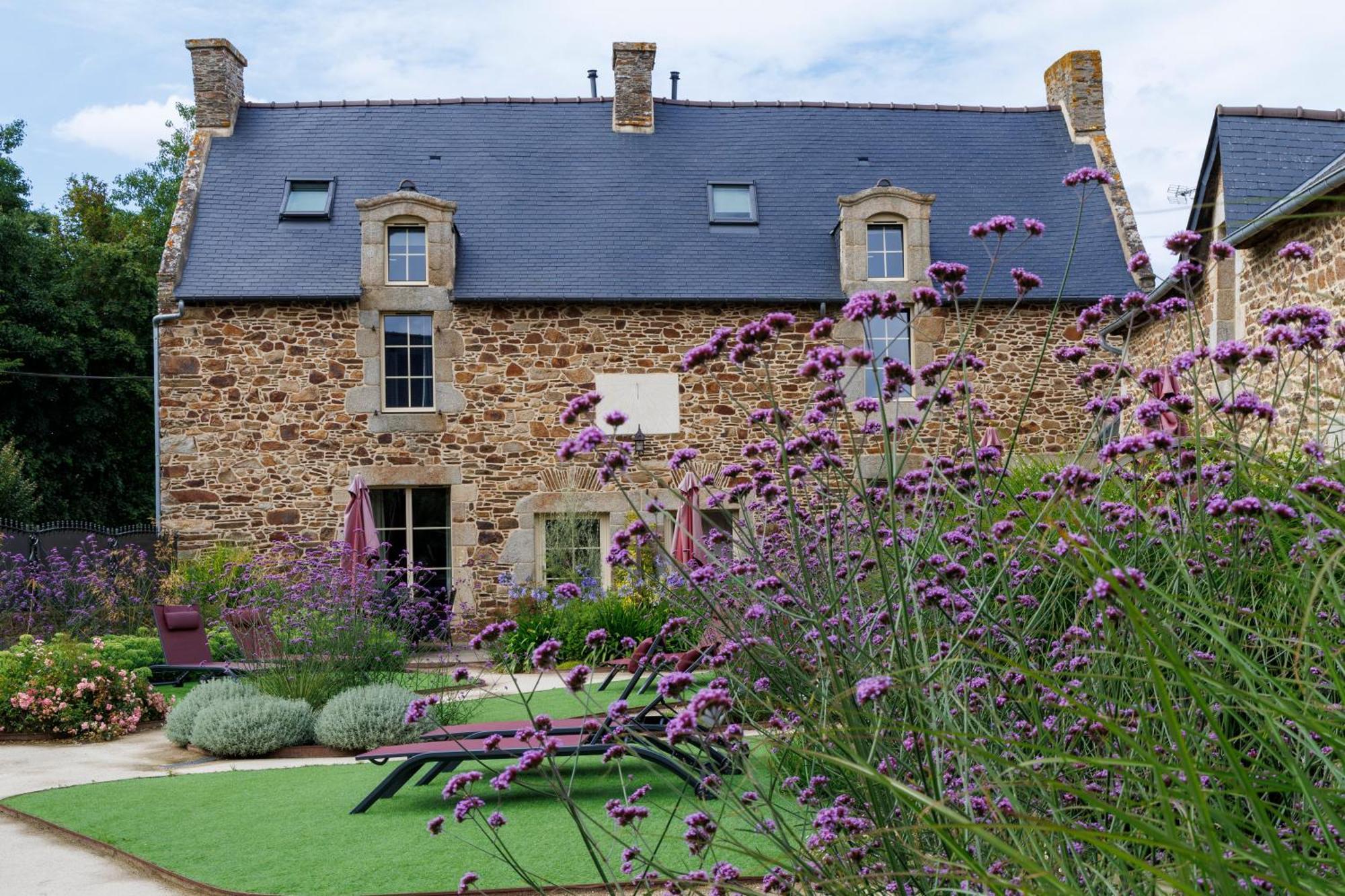 Les Gites Du Haut Pin Calorguen Exterior foto